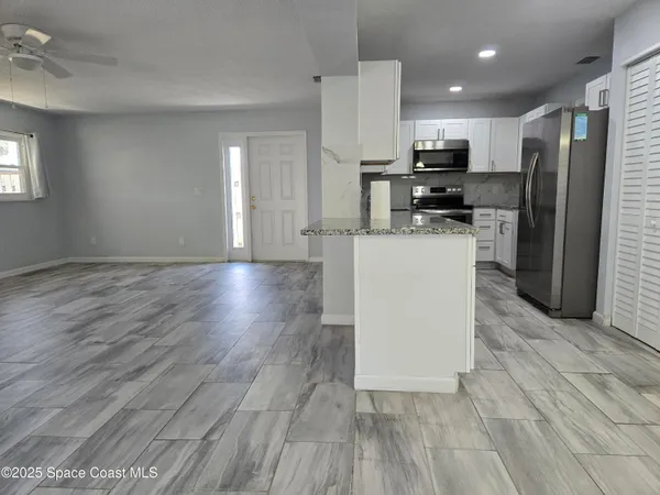 $2,000 | 780 Mohawk Avenue, Melbourne, FL 32935