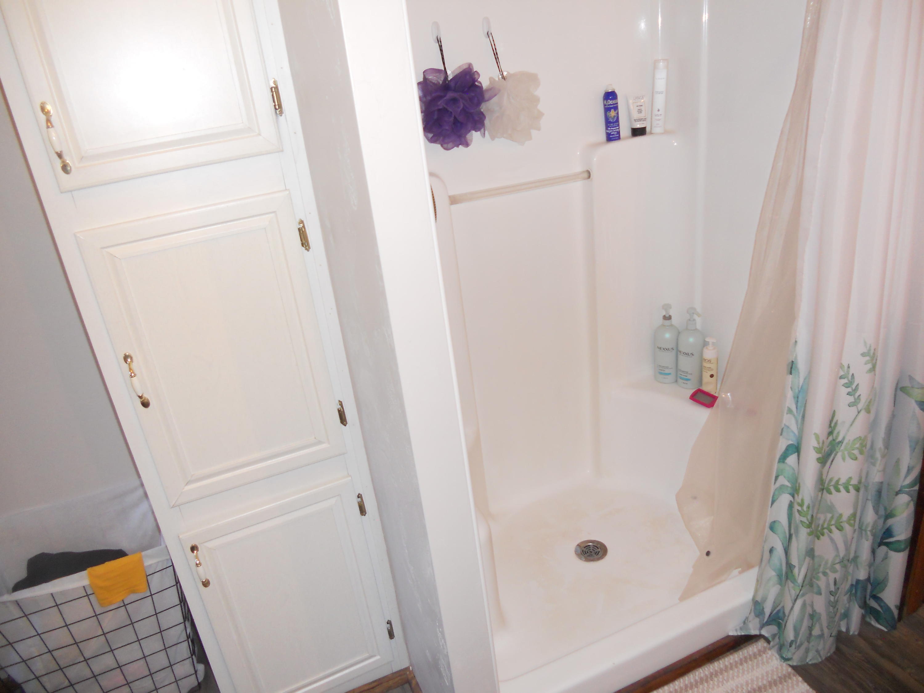 1504 Turner Branch Road Goodview, VA 24095 - Photo 36 of 64 a bathroom with a tub