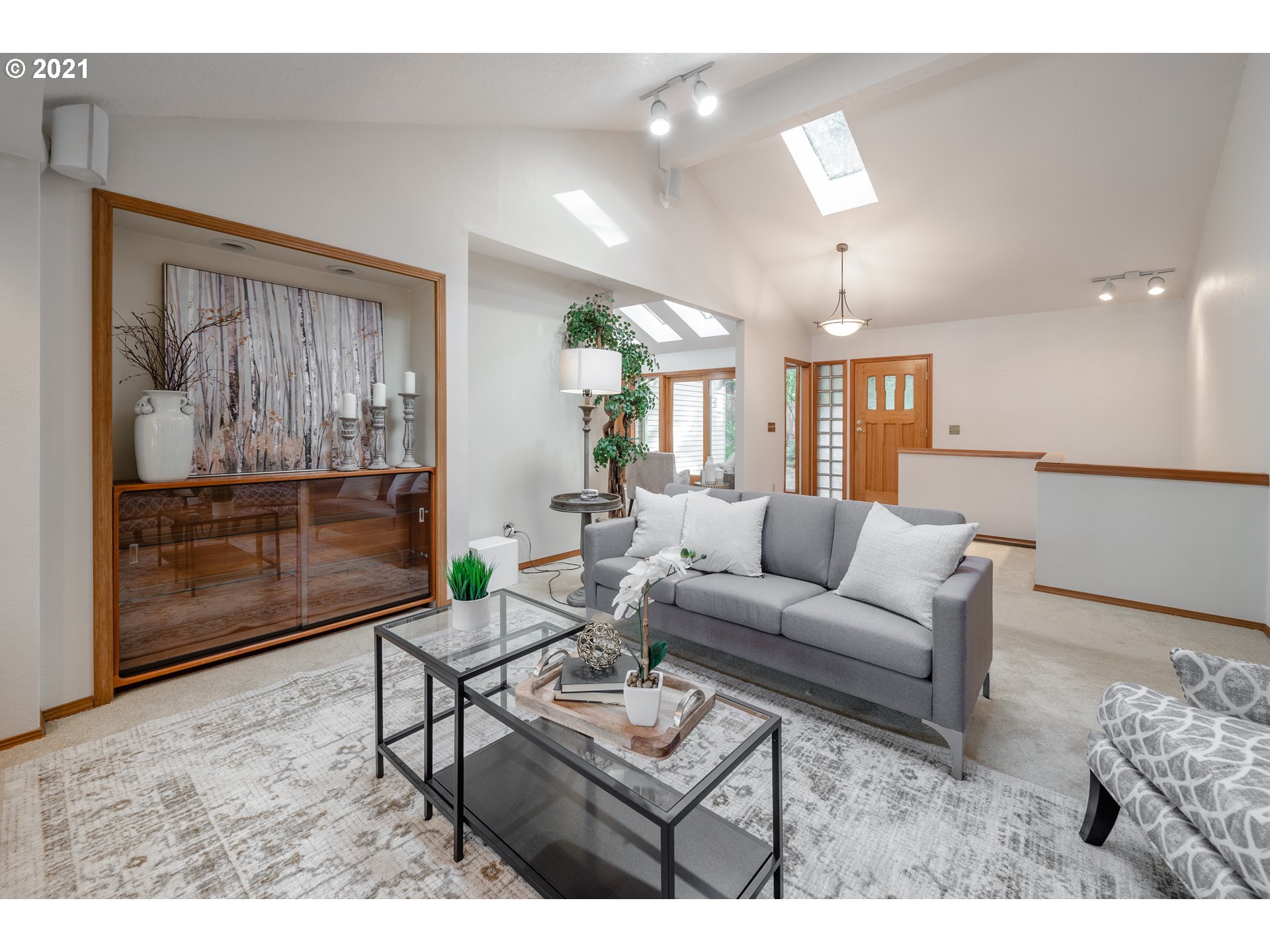 4219 Southwest Freeman Street Portland, OR 97219 - Photo 14 of 32 Gallery Image 14
