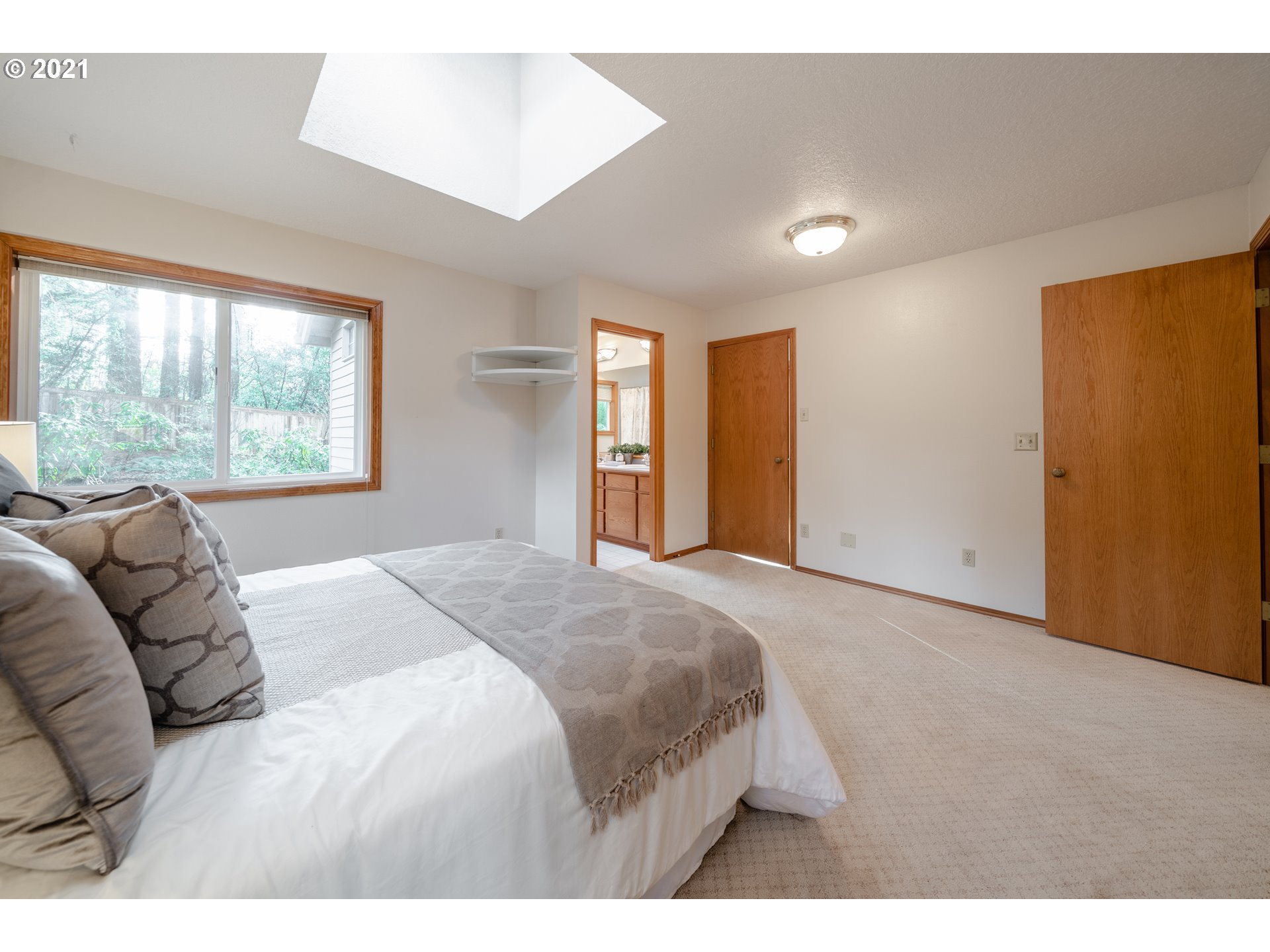 4219 Southwest Freeman Street Portland, OR 97219 - Photo 22 of 32 Gallery Image 22