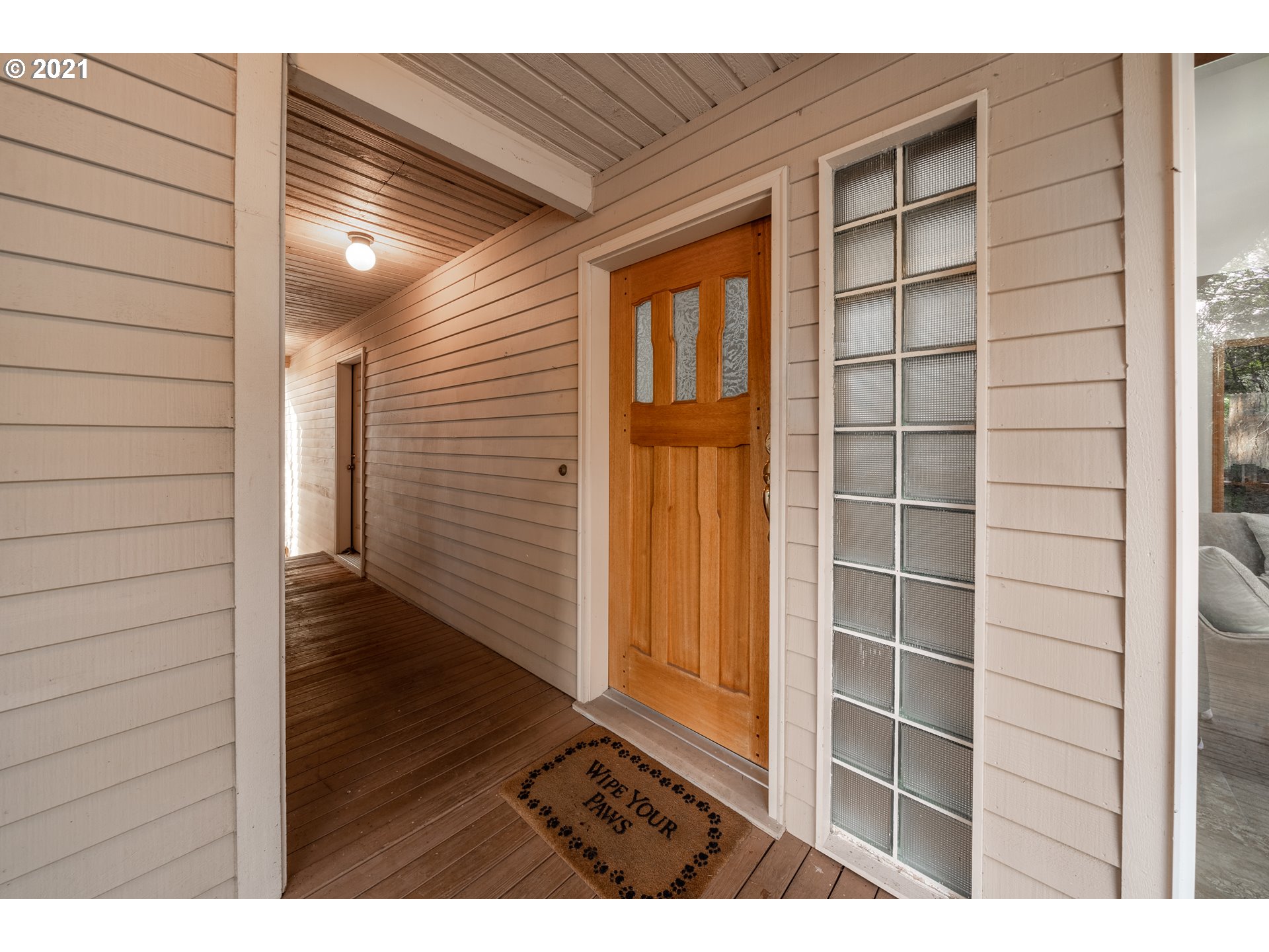 4219 Southwest Freeman Street Portland, OR 97219 - Photo 8 of 32 Gallery Image 8