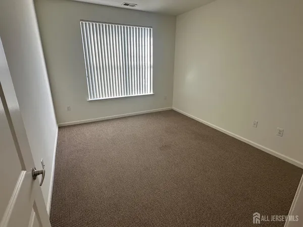 $2,628 | 45 Roosevelt Avenue, Unit 2204, Carteret, NJ 07008