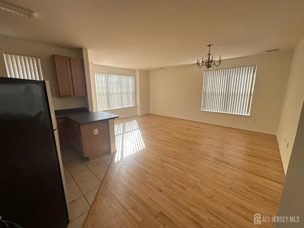$2,628 | 45 Roosevelt Avenue, Unit 2204, Carteret, NJ 07008