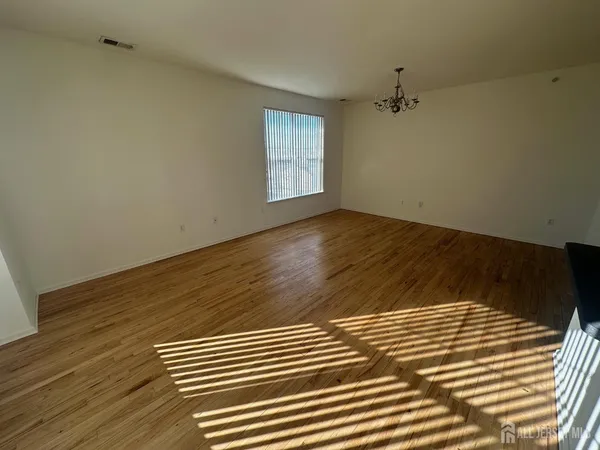 $2,628 | 45 Roosevelt Avenue, Unit 2204, Carteret, NJ 07008