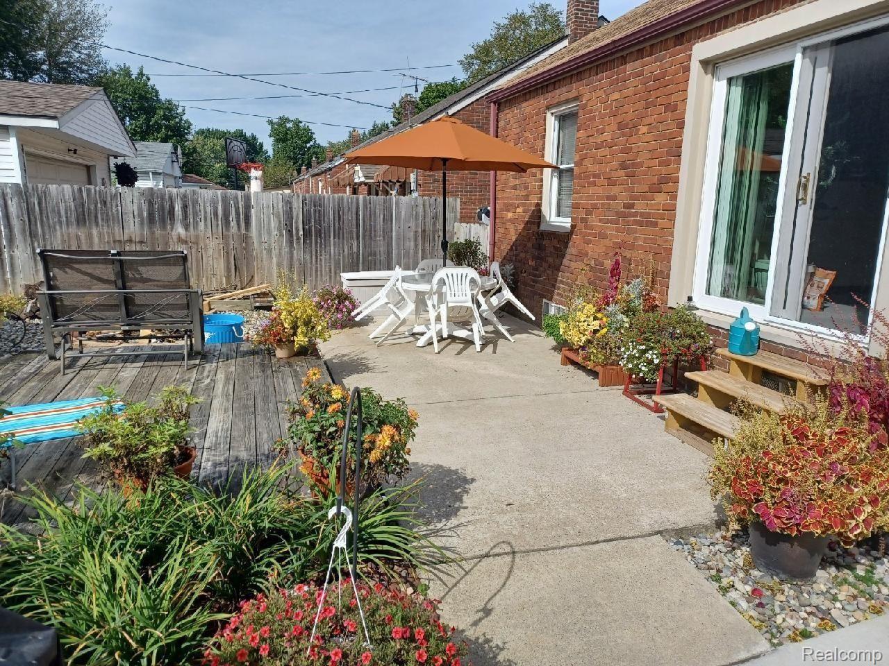 15541 Champaign Road Allen Park, MI 48101 - Photo 24 of 30 3256 (1).jpeg