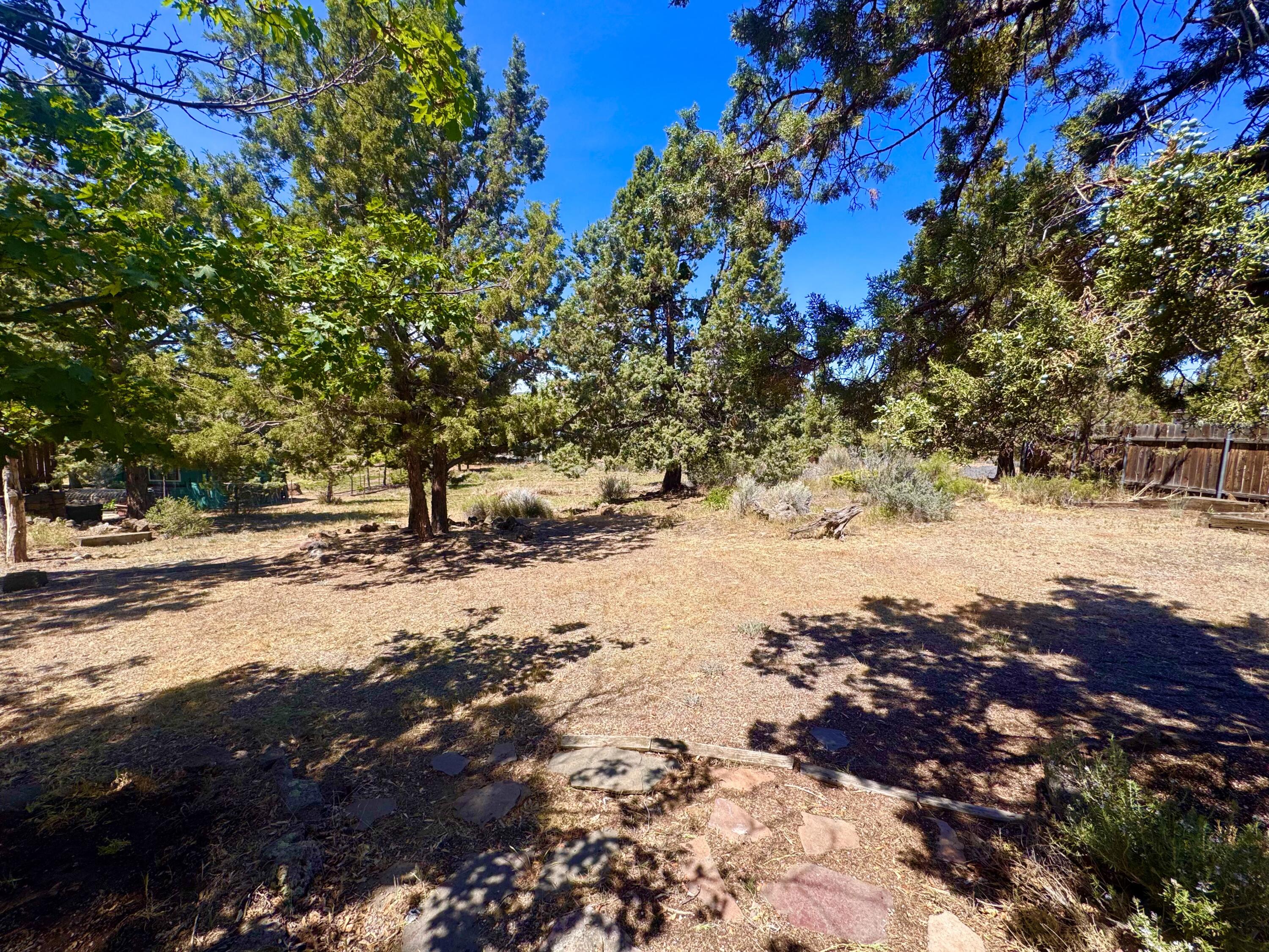 63421 Vogt Road Bend, OR 97701 - Photo 17 of 18