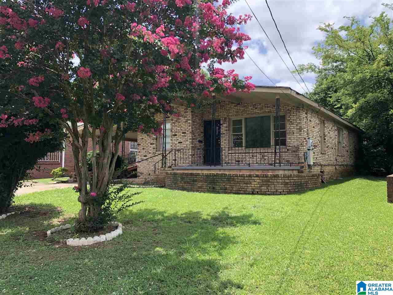 217 11th Avenue Southwest Birmingham, AL 35211 - Photo 1 of 13