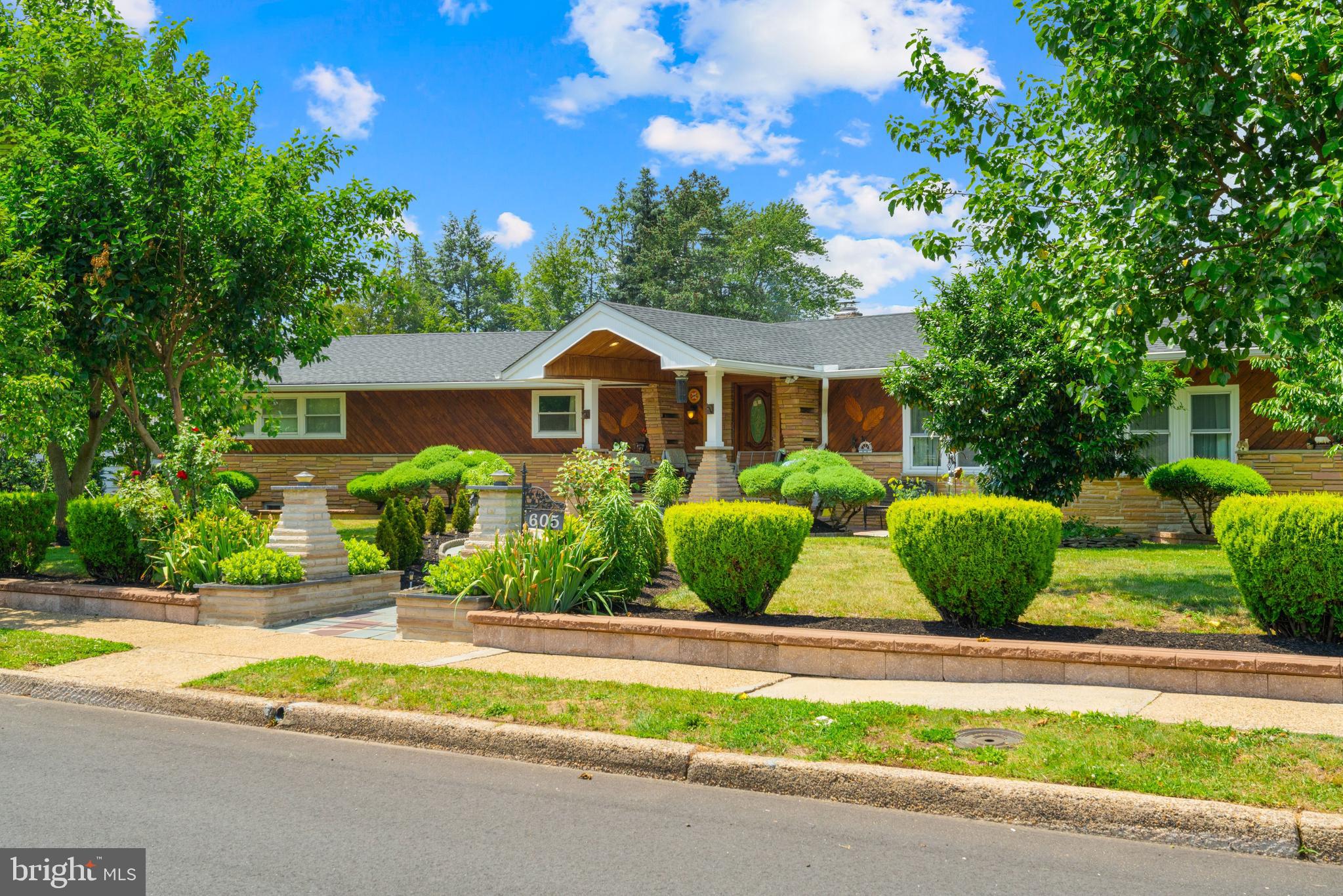 605 8 Street Riverside, NJ 08075 - Photo 2 of 60