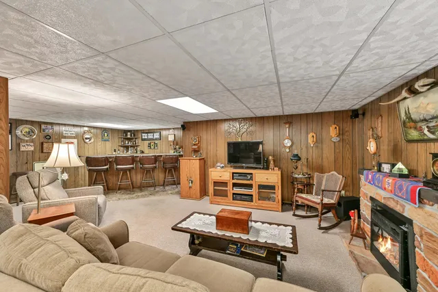 $324,900 | 2450 South 95th Street, West Allis, WI 53227