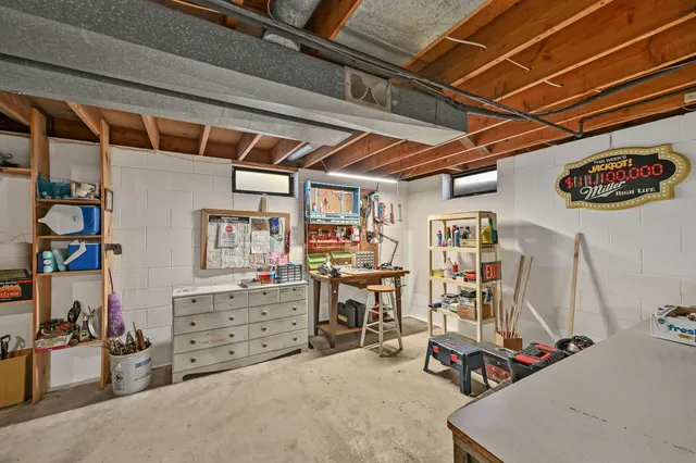 $324,900 | 2450 South 95th Street, West Allis, WI 53227