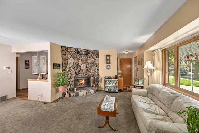 $324,900 | 2450 South 95th Street, West Allis, WI 53227