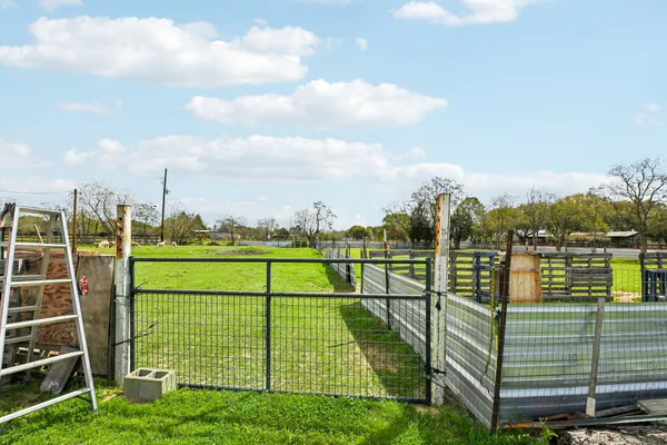 $980,000 | 30318 Binford Place, Waller, TX 77484