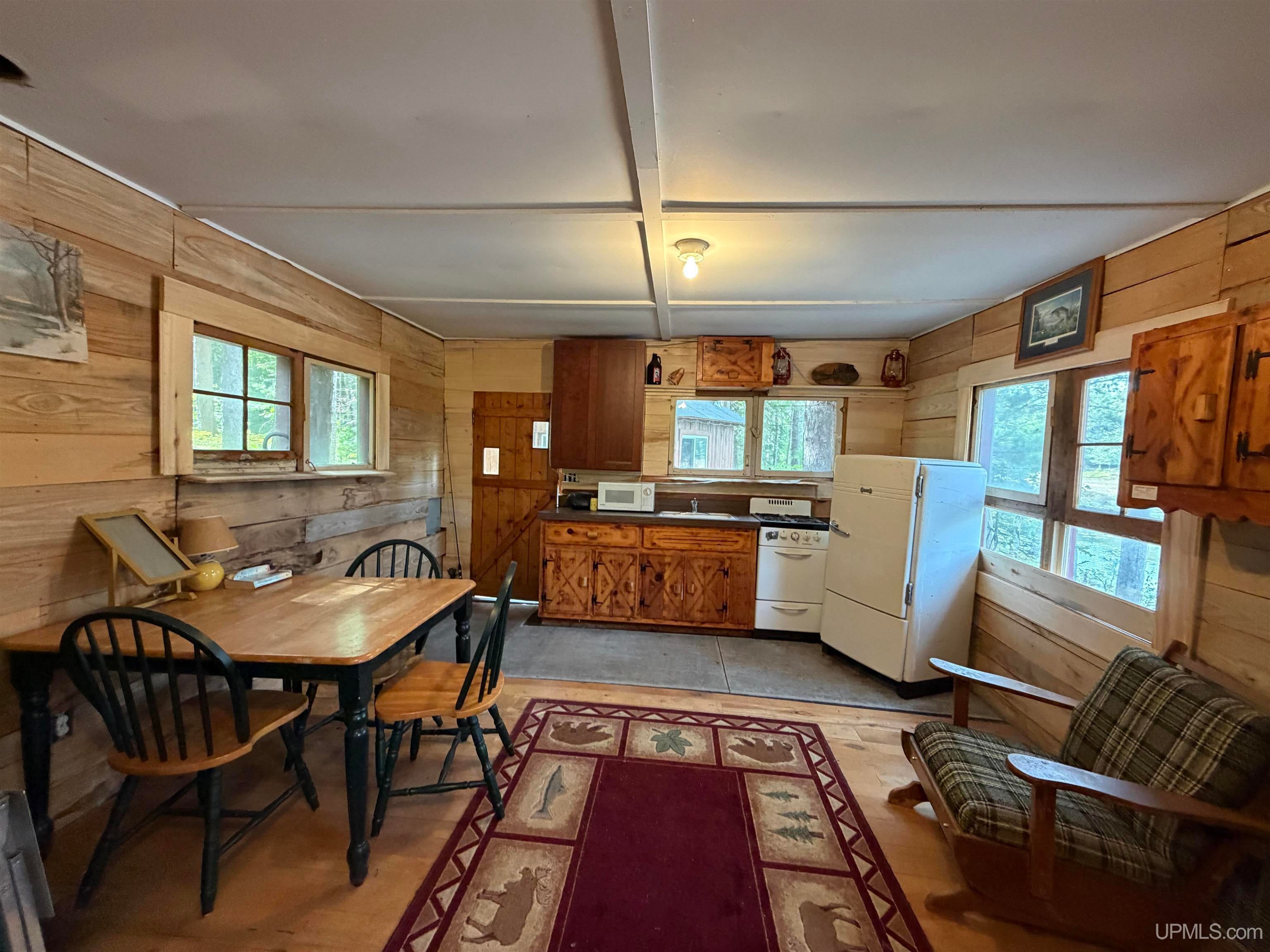 188 Military Road Marquette, MI 49855 - Photo 23 of 38 Gallery Image 23