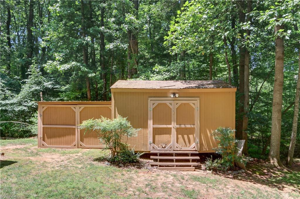 7206 Haw Ridge Road Summerfield, NC 27358 - Photo 8 of 30 Gallery Image 8