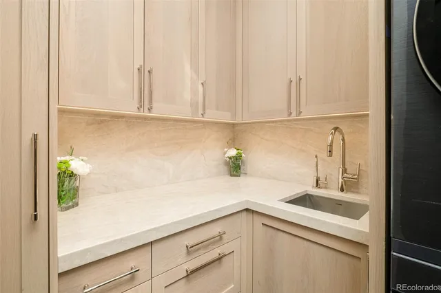 $3,600,000 | 100 Detroit Street, Unit 206, Denver, CO 80206