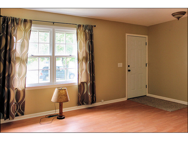 82 Springdale Road Montgomery, IL 60538 - Photo 4 of 25