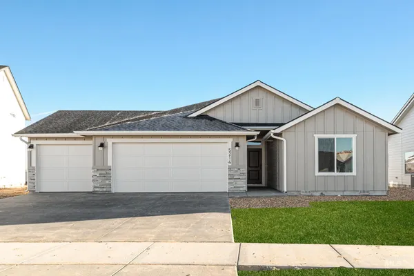 $459,990 | 5214 East Phelps Lk Drive, Nampa, ID 83687