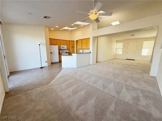 $2,100 | 2384 Spirito Avenue, Henderson, NV 89052