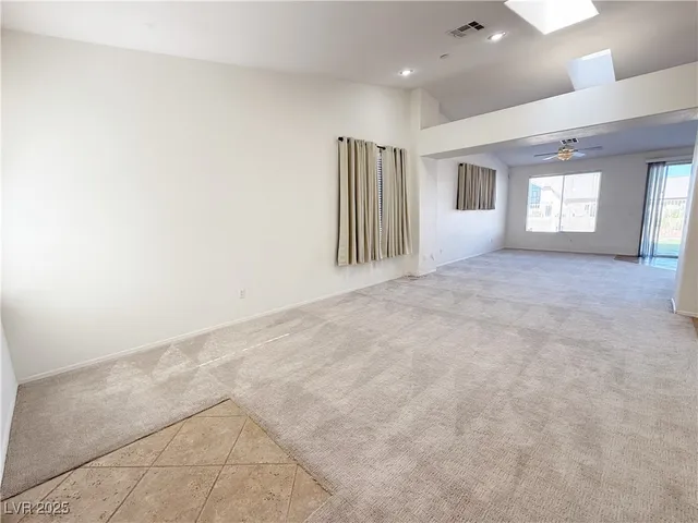 $2,100 | 2384 Spirito Avenue, Henderson, NV 89052