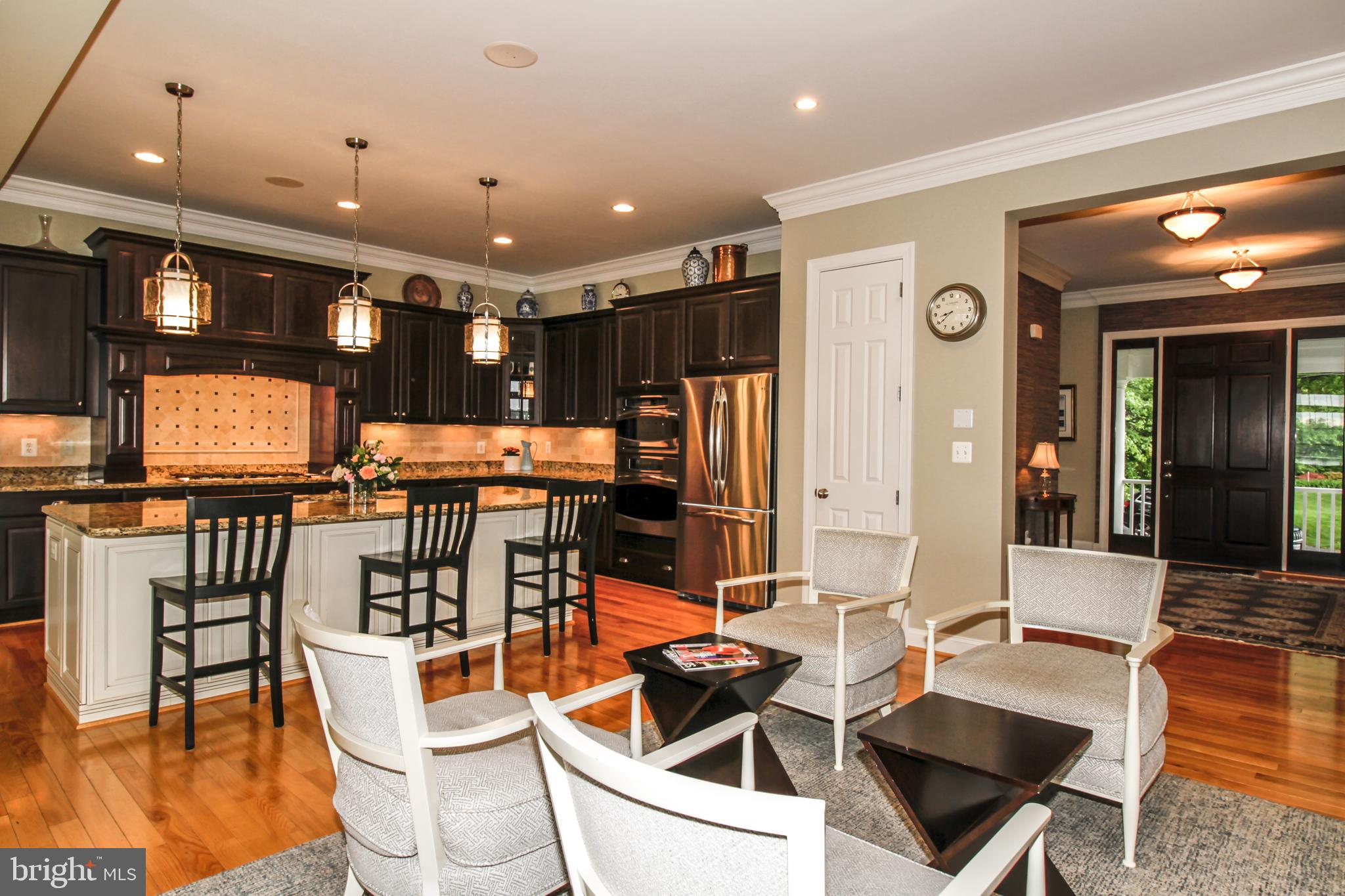 2996 Friends Road Annapolis, MD 21401 - Photo 20 of 52 Plenty of interesting spaces