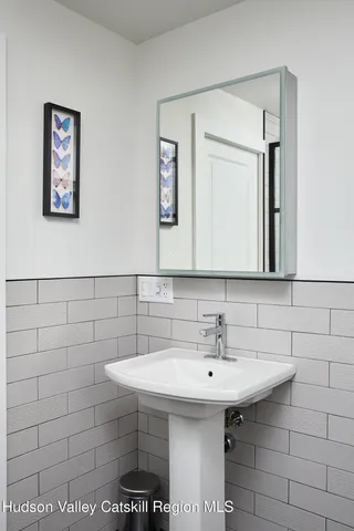 $875,000 | 2917 State Route 44, Gardiner, NY 12525