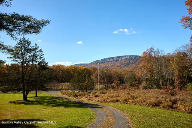 $875,000 | 2917 State Route 44, Gardiner, NY 12525