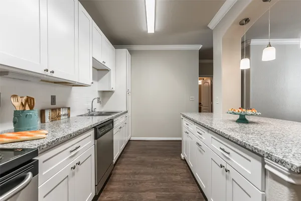 $2,200 | 1711 Old Spanish Trail, Unit 228, Houston, TX 77054