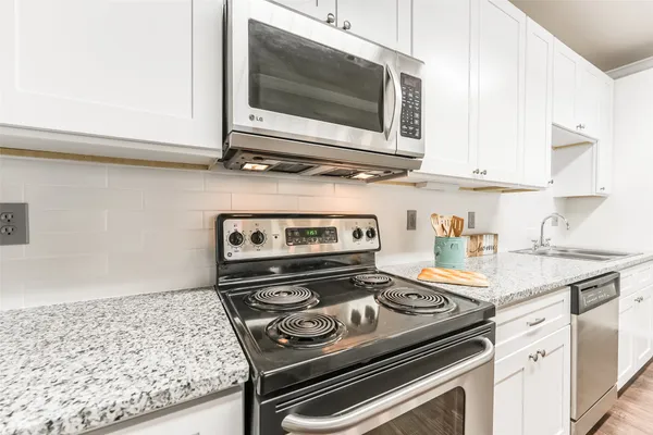 $2,200 | 1711 Old Spanish Trail, Unit 228, Houston, TX 77054
