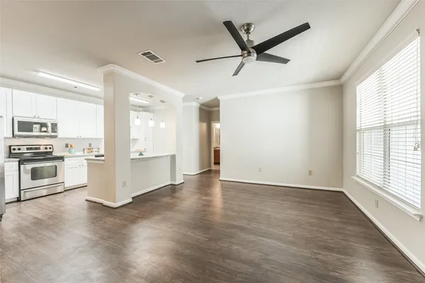$2,200 | 1711 Old Spanish Trail, Unit 228, Houston, TX 77054