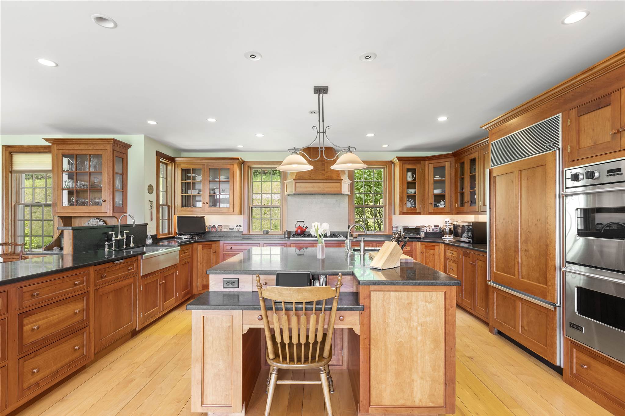 14 Olcott Road Norwich, VT 05055 - Photo 8 of 40