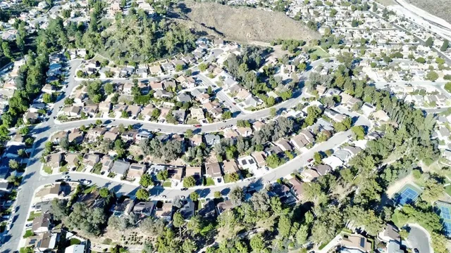 $3,899 | 21945 Centurion Way, Saugus, CA 91350