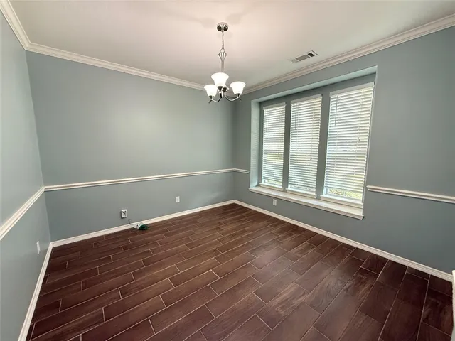 $2,800 | 13115 Southern Valley Drive, Pearland, TX 77584