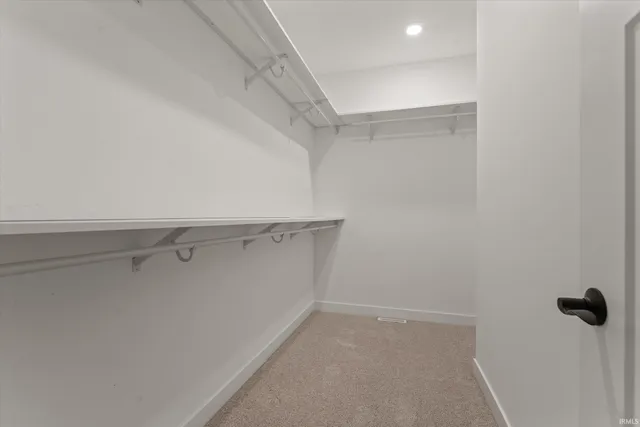 $495,000 | 1404 River Cove Drive, Osceola, IN 46561