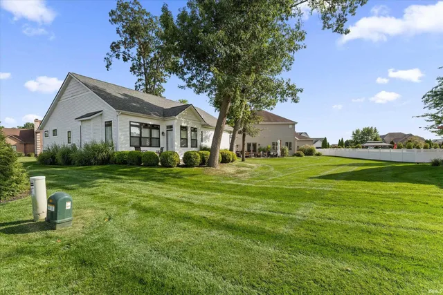 $495,000 | 1404 River Cove Drive, Osceola, IN 46561