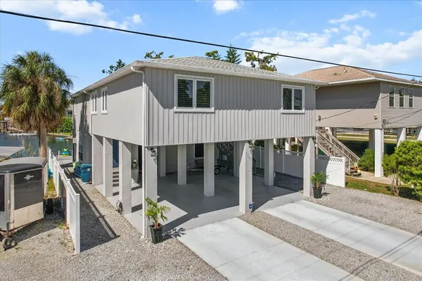 $1,100,000 | 7305 Tropical Drive, Weeki Wachee, FL 34607