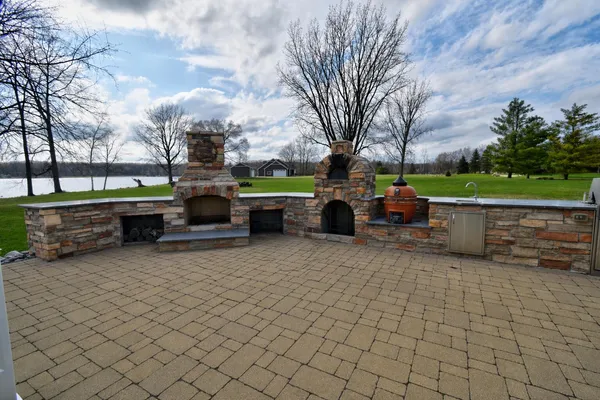 $1,500,000 | 1291 South Queensway Drive, Lake Isabella, MI 48893