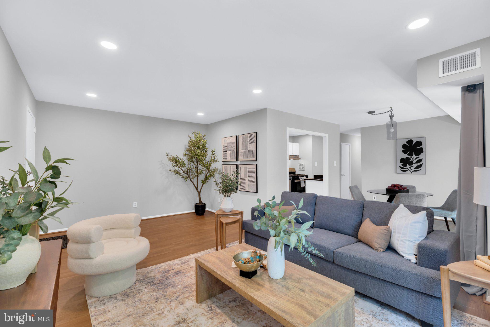 2908 Kings Chapel Road, Unit 3 Falls Church, VA 22042 - Photo 3 of 26 Gallery Image 3