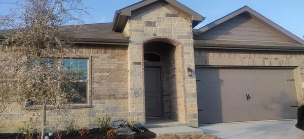 $2,249 | 308 Youngblood Lane, Fort Worth, TX 76131