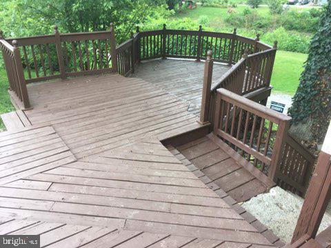 837 Conewago Creek Road Manchester, PA 17345 - Photo 4 of 37 Gallery Image 4