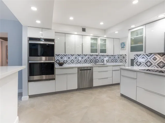 $4,000 | 2850 North Palm Aire Drive, Unit 601, Pompano Beach, FL 33069