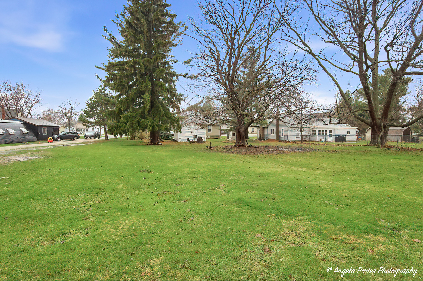 9712 St Albans Street Hebron, IL 60034 - Photo 28 of 28 a view of a park with large trees