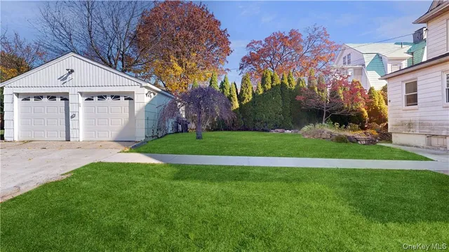 $999,000 | 14 Hamilton Avenue, New Rochelle, NY 10801