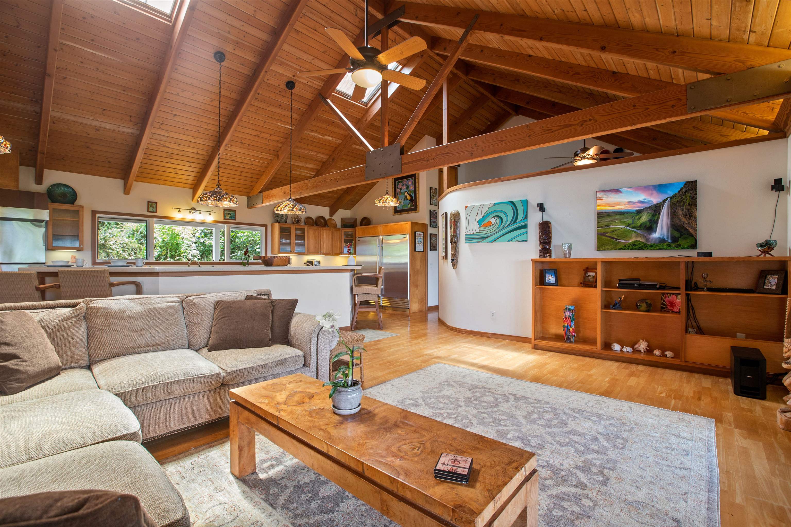 285 Kalo Road Hana, HI 96713 - Photo 3 of 36 a living room with furniture