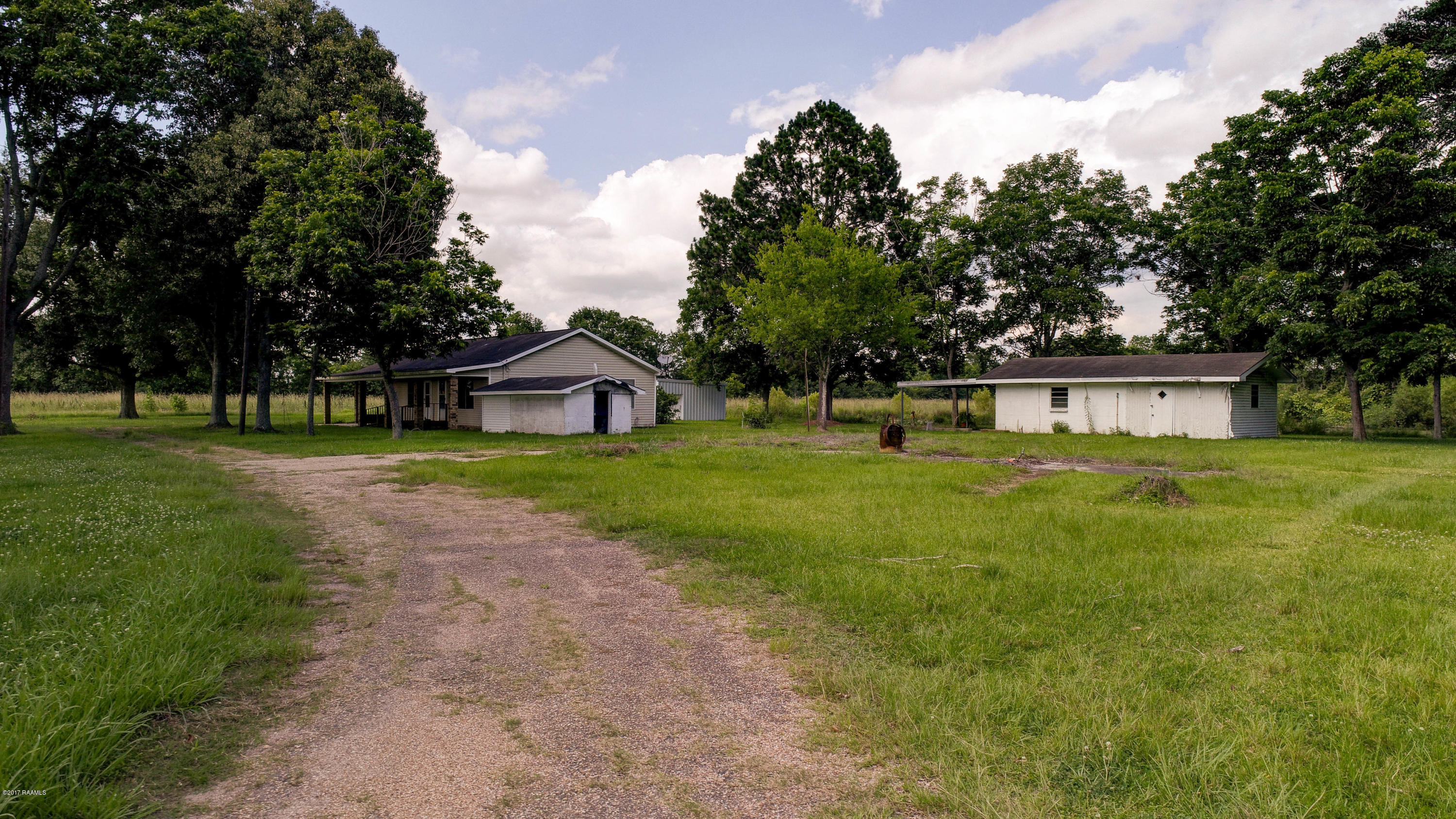 418B Petite Rd.-4r
