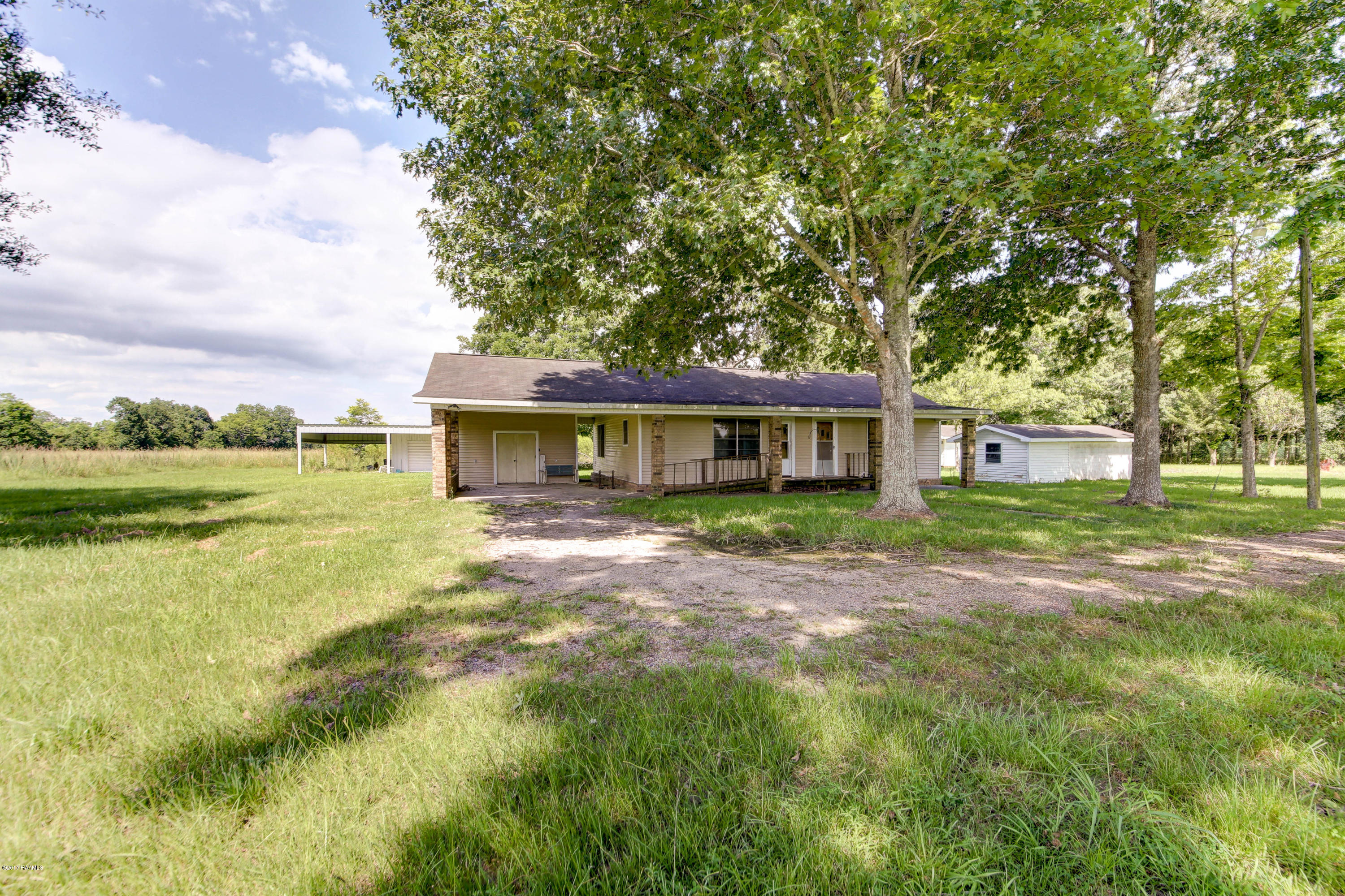 418B Petite Rd.-6r