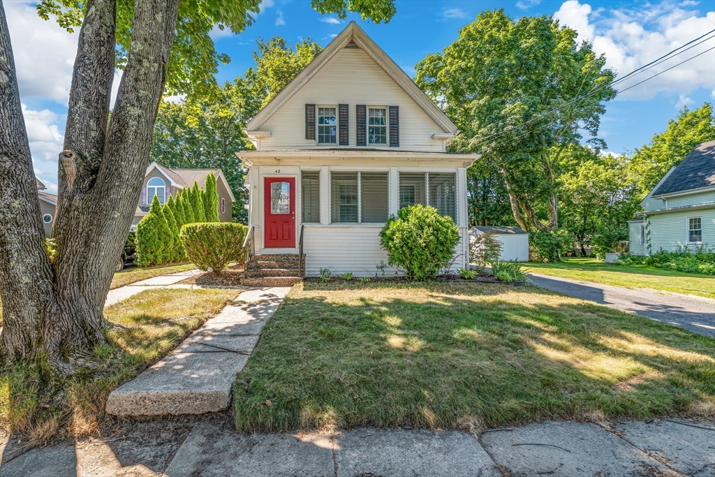 42 Rock Street Whitman, MA 02382 - Photo 2 of 36