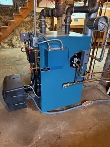 42 Rock Street Whitman, MA 02382 - Photo 33 of 36