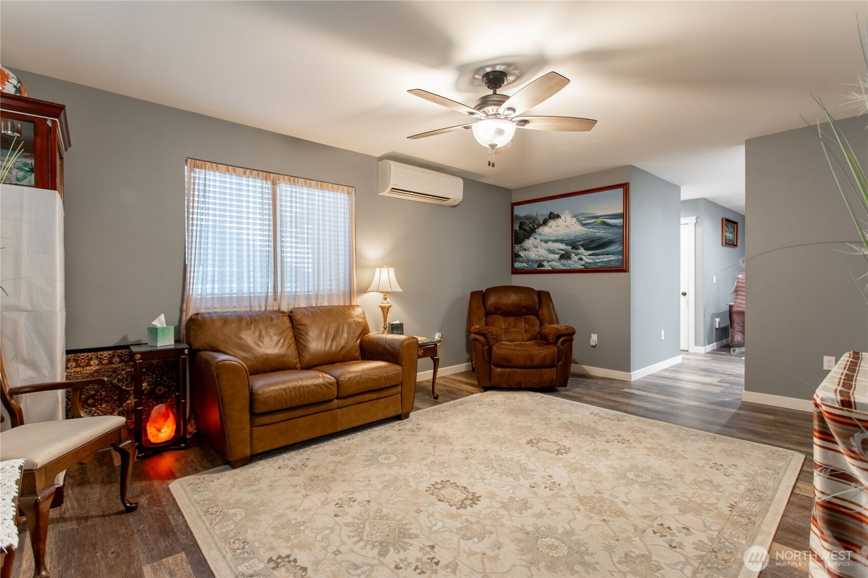 2915 Jackson Highway, Unit D Chehalis, WA 98532 - Photo 4 of 24 a living room with furniture and wooden floor