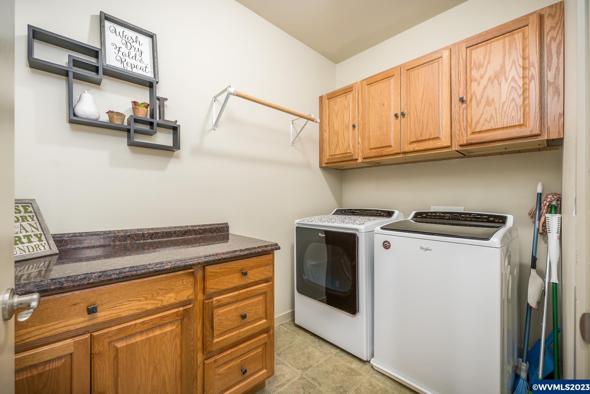 2939 Northwest Oak Ridge Street Albany, OR 97321 - Photo 24 of 41 Gallery Image 24