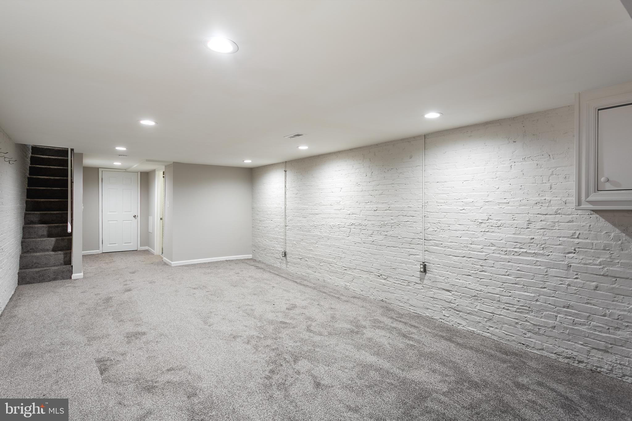 2733 The Alameda Baltimore, MD 21218 - Photo 22 of 26